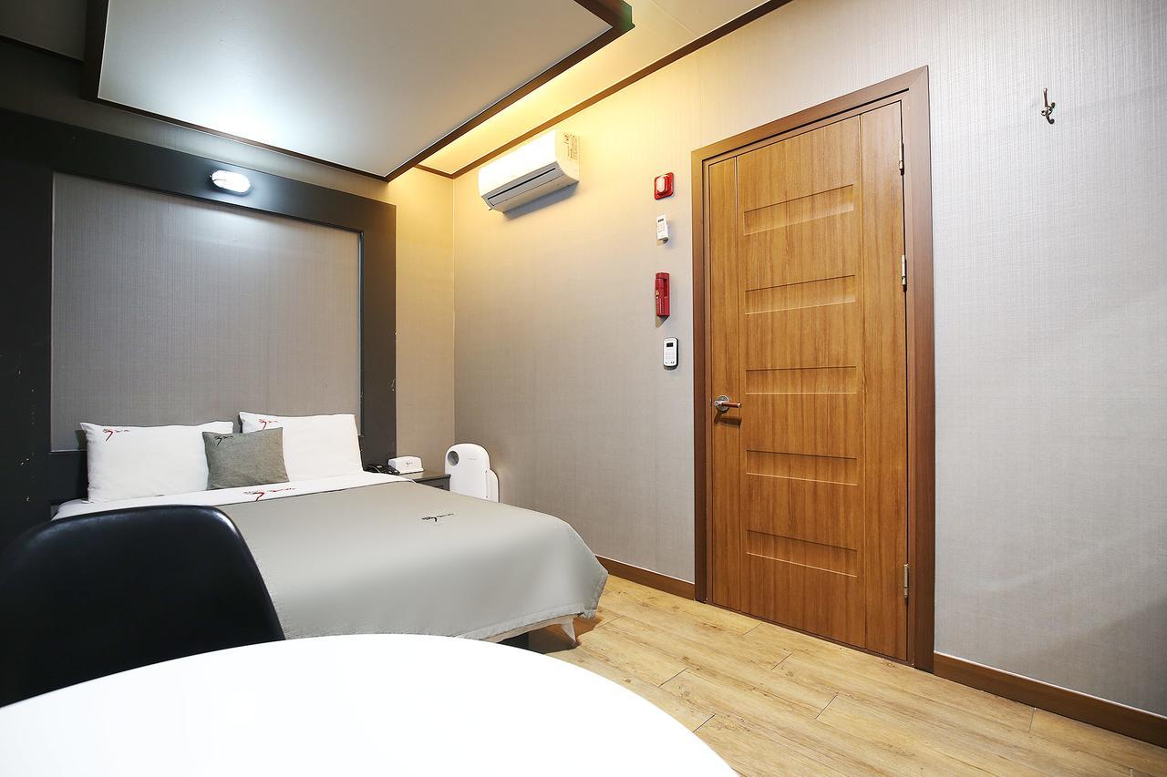 Motel 32Days Yeongdong Exterior foto