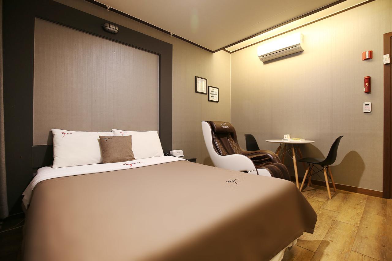 Motel 32Days Yeongdong Exterior foto